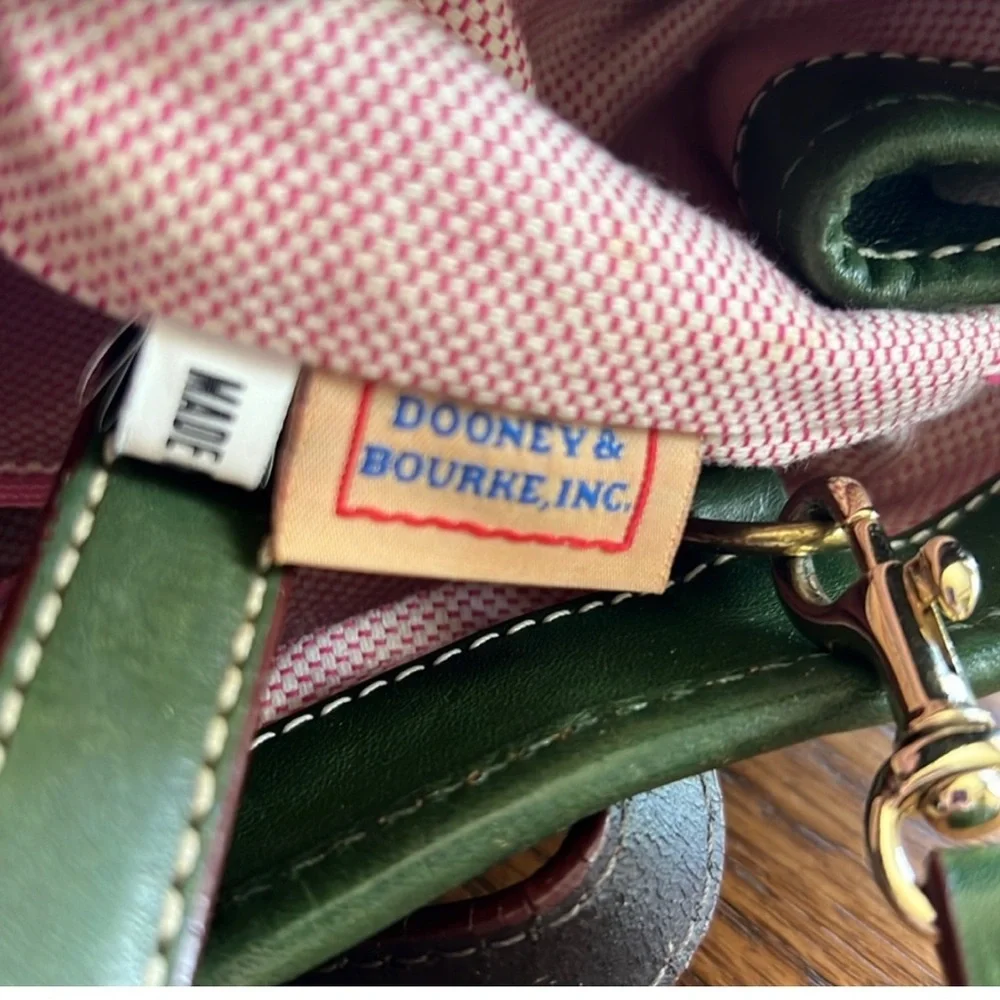 GUC Vintage Safari Collection Dooney and Bourke Bag